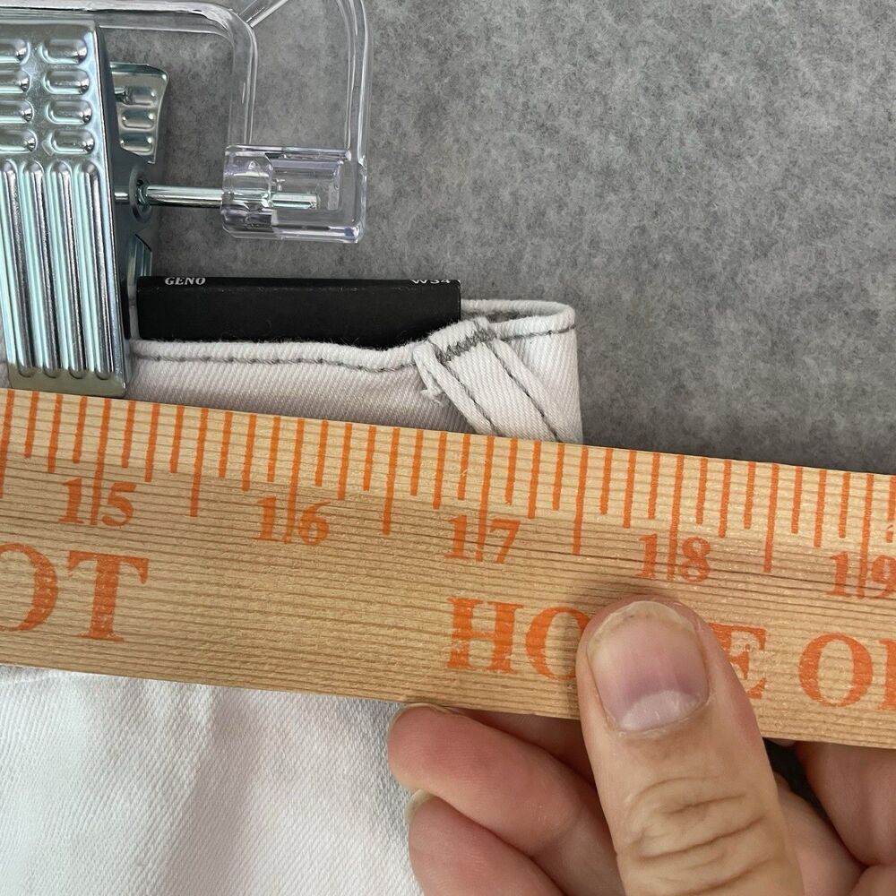 True Religion Geno Relaxed Slim Men's White Jeans 34x32 - Picture 10 of 13